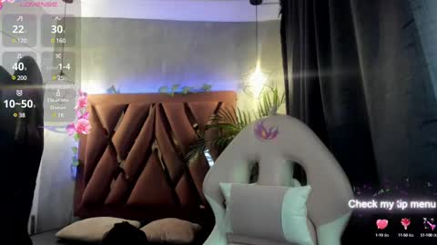    online show from 03.09.25