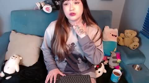 Snapshot of megan_weed chatting on 09.18.25 megan_weed online show from 09.18.25