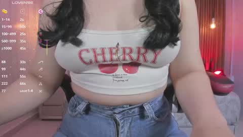 Megan  online show from 12.04.25