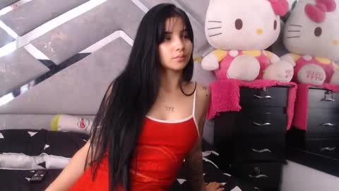 Snapshot of meganfox2244397 chatting on 10.23.25 meganfox online show from 10.23.25