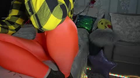 Nicki--------- Welcome to my Room online show from 11.29.25