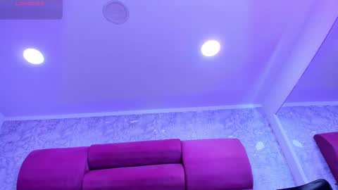 Snapshot of meganfoxxi_ chatting on 02.28.25 MeganFOXXI online show from 02.28.25