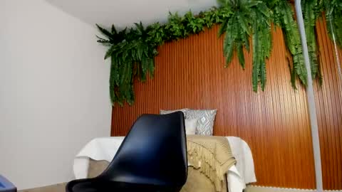 Megan online show from 11.24.25