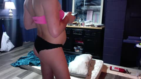 Snapshot of meghanhanx chatting on 09.29.25 meghan online show from 09.29.25