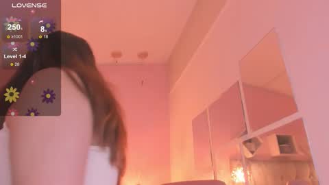 Melanie  online show from 11.19.25