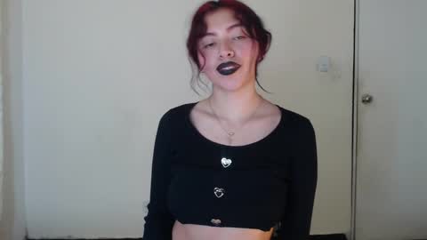 Snapshot of melanie_roux_ chatting on 02.20.25 Melanie roux online show from 02.20.25