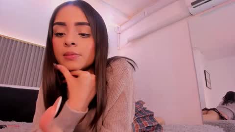 Snapshot of melany_hoffman chatting on 11.07.25 melany_hoffman online show from 11.07.25