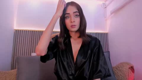 Snapshot of melany_hoffman chatting on 11.23.25 melany_hoffman online show from 11.23.25