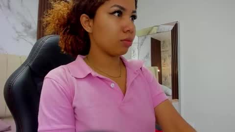 M E L I N A  online show from 11.15.25