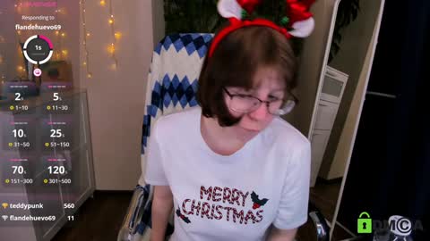 Snapshot of melissa_wells chatting on 12.16.24 Melissa online show from 12.16.24