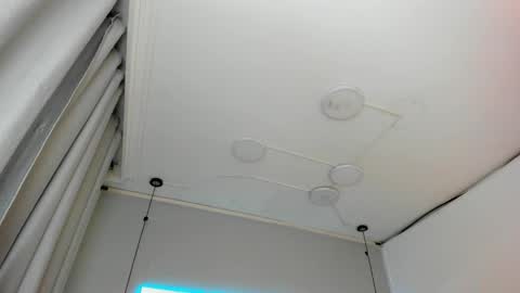 Snapshot of melody_suarez chatting on 12.07.24 MELODY online show from 12.07.24