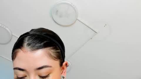 Snapshot of melody_suarez chatting on 12.10.24 MELODY online show from 12.10.24