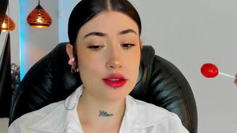 Snapshot of melody_suarez chatting on 12.12.24 MELODY online show from 12.12.24