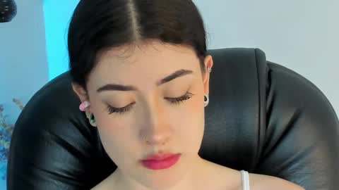 Snapshot of melody_suarez chatting on 01.23.25 MELODY online show from 01.23.25