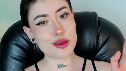 Snapshot of melody_suarez chatting on 01.29.25 MELODY online show from 01.29.25