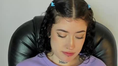 Snapshot of melody_suarez chatting on 02.06.25 MELODY online show from 02.06.25