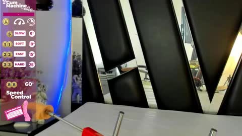 Snapshot of melody_suarez chatting on 02.28.25 MELODY online show from 02.28.25