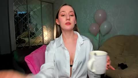 Snapshot of melodyoflovee chatting on 01.25.25 Kaylie online show from 01.25.25