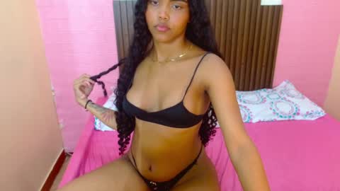 Snapshot of melodyylove chatting on 11.06.25 MY NAME IS MELODY online show from 11.06.25