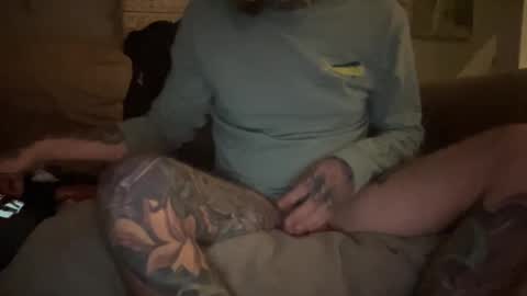 Snapshot of melt13 chatting on 01.01.25 melt13 online show from 01.01.25