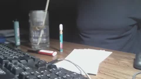 Snapshot of memberjames chatting on 02.09.25 I am usually high and horny...lol online show from 02.09.25