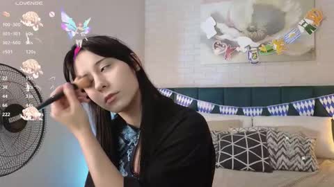 Snapshot of meomeee chatting on 09.24.25 Meo online show from 09.24.25