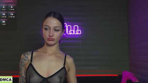  NIKKY  STIVE     Every day from 1000  to 200  EST time. online show from 09.18.25