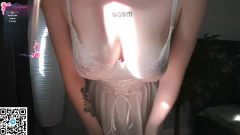 Snapshot of meowmonica chatting on 09.14.25 Monica online show from 09.14.25