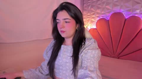 Snapshot of meraki_fraise chatting on 02.04.25 online show from 02.04.25
