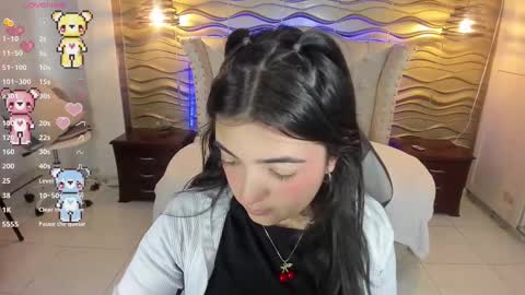 Snapshot of meraki_fraise chatting on 02.27.25 online show from 02.27.25