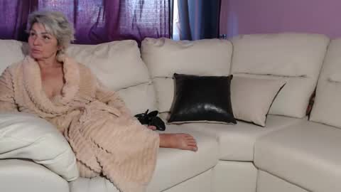 Jenny online show from 09.30.25