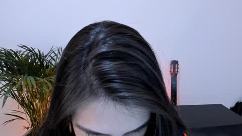 Snapshot of meurief chatting on 01.05.25 Meurif online show from 01.05.25