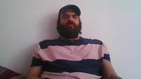 Snapshot of mexican19899 chatting on 01.06.25 jos online show from 01.06.25