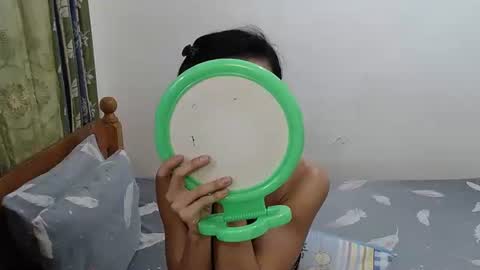 Snapshot of mhaekhalifa chatting on 10.11.25 Mary Mhae online show from 10.11.25