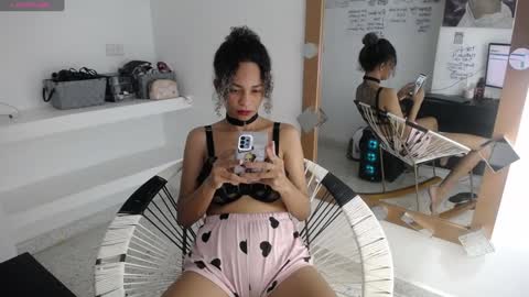 Snapshot of mhulattahot_ chatting on 01.26.25 Mulata Spencer online show from 01.26.25