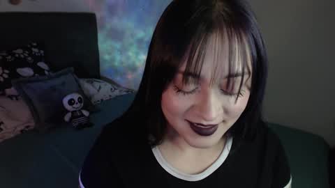 Snapshot of mia_adams_red chatting on 01.18.25 mia online show from 01.18.25