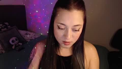 Snapshot of mia_adams_red chatting on 01.19.25 mia online show from 01.19.25