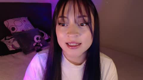 Snapshot of mia_adams_red chatting on 02.03.25 mia online show from 02.03.25