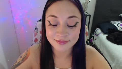 Snapshot of mia_adams_red chatting on 02.05.25 mia online show from 02.05.25