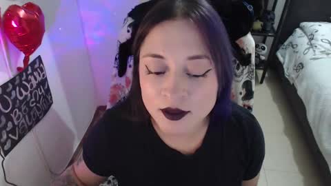 Snapshot of mia_adams_red chatting on 02.12.25 mia online show from 02.12.25