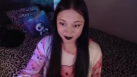 Snapshot of mia_adams_red chatting on 02.18.25 mia online show from 02.18.25