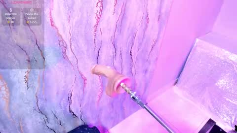 Snapshot of mia_cataleiya chatting on 10.17.25 mia online show from 10.17.25