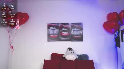 Mia online show from 02.12.25