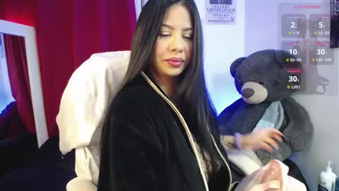 Mia online show from 11.03.25