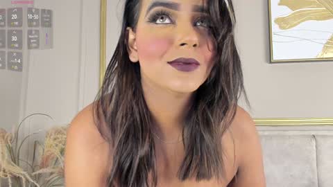 Snapshot of mia_lacy chatting on 01.14.25 mia_lacy online show from 01.14.25