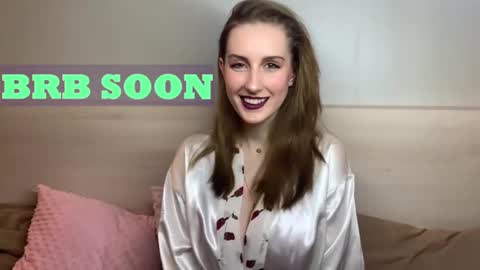 Snapshot of mia_little_witch chatting on 01.31.25 Mia online show from 01.31.25