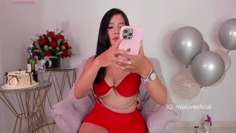 Snapshot of mia_love__ chatting on 01.24.25 MIA LOVE online show from 01.24.25
