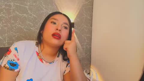 Snapshot of mia_roux13 chatting on 02.08.25 Mia Roux online show from 02.08.25