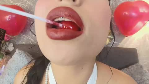 Snapshot of mia_roux13 chatting on 02.15.25 Mia Roux online show from 02.15.25