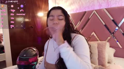 Snapshot of miaa_smiith1 chatting on 02.22.25 miaa_smiith1 online show from 02.22.25